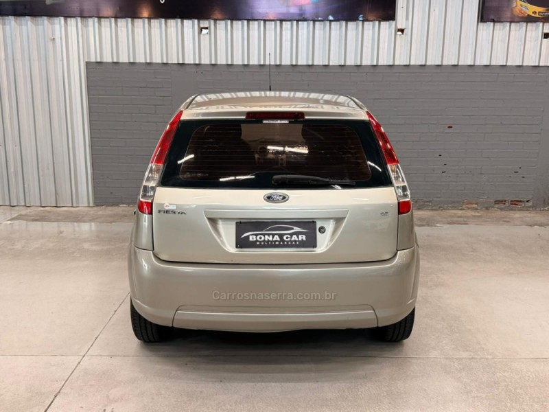FIESTA 1.6 MPI HATCH 8V FLEX 4P MANUAL - 2008 - CAXIAS DO SUL