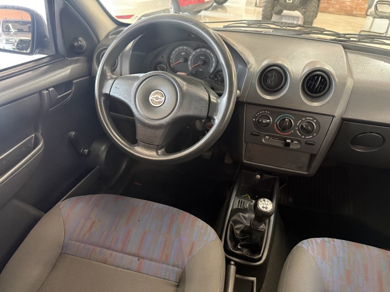 CELTA 1.0 MPFI LIFE 8V FLEX 2P MANUAL - 2010 - FARROUPILHA