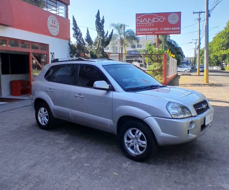 TUCSON 2.0 MPFI GL 16V 142CV 2WD GASOLINA 4P AUTOMÁTICO - 2008 - ESTâNCIA VELHA