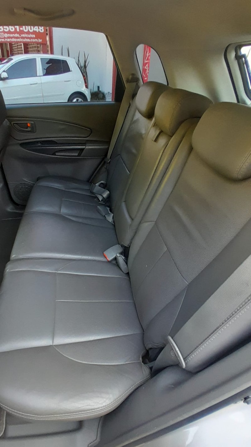 TUCSON 2.0 MPFI GL 16V 142CV 2WD GASOLINA 4P AUTOMÁTICO - 2008 - ESTâNCIA VELHA