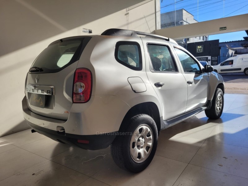 DUSTER 1.6 EXPRESSION 4X2 16V FLEX 4P MANUAL - 2015 - CANELA
