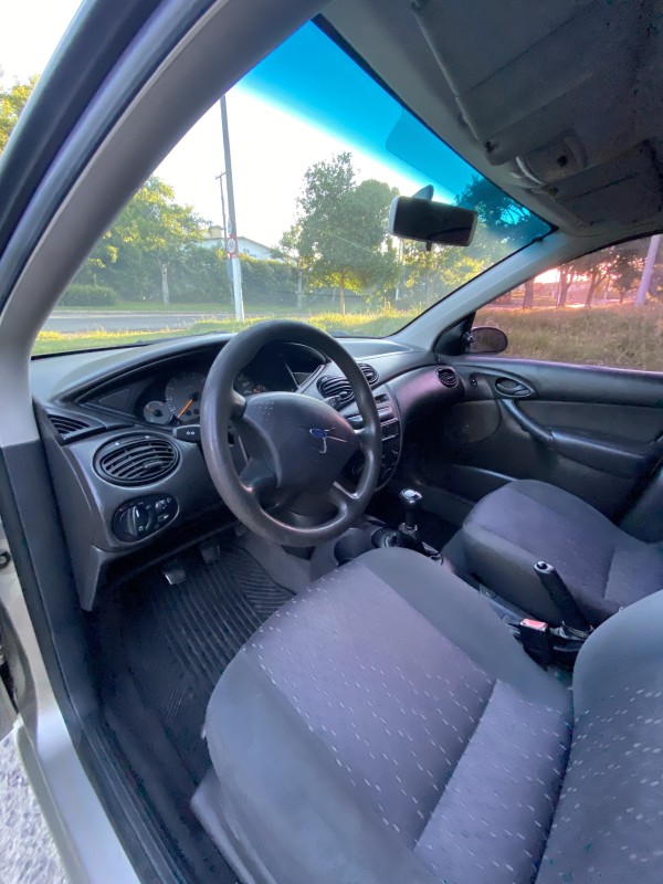 FOCUS 1.6 SE 8V FLEX 4P MANUAL - 2004 - CAXIAS DO SUL