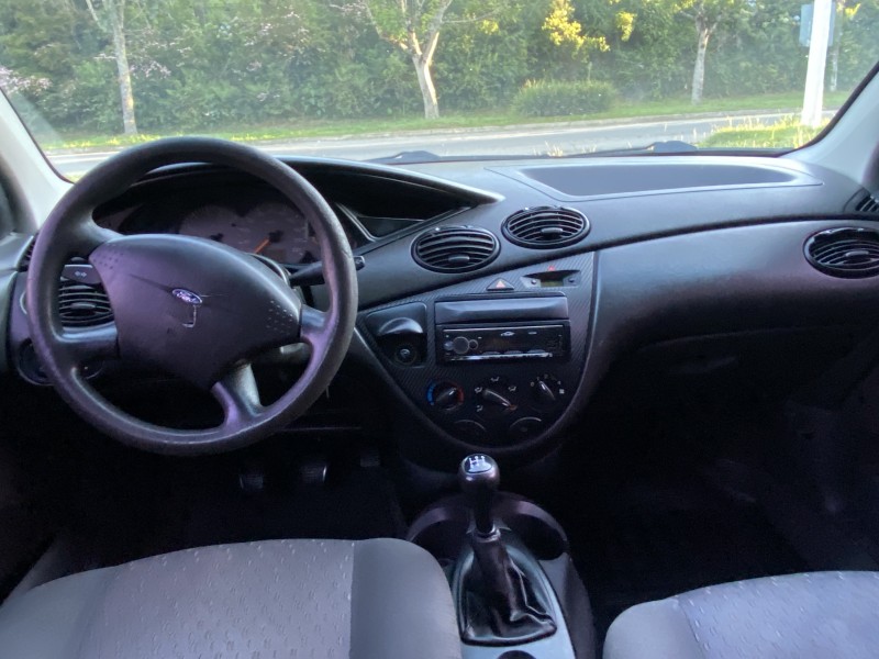 FOCUS 1.6 SE 8V FLEX 4P MANUAL - 2004 - CAXIAS DO SUL