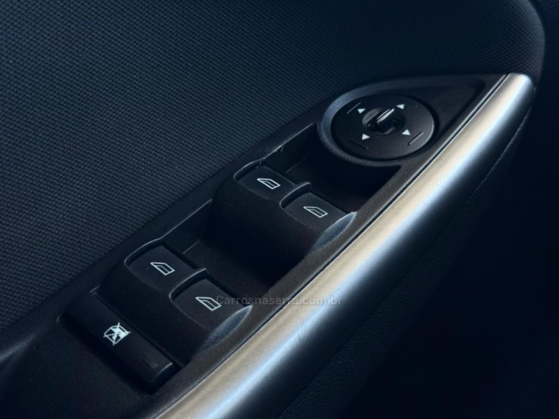 FOCUS 1.6 SE 8V FLEX 4P MANUAL - 2018 - LAGOA VERMELHA