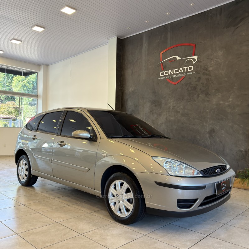 FOCUS 1.6 GLX 8V FLEX 4P MANUAL - 2009 - FARROUPILHA