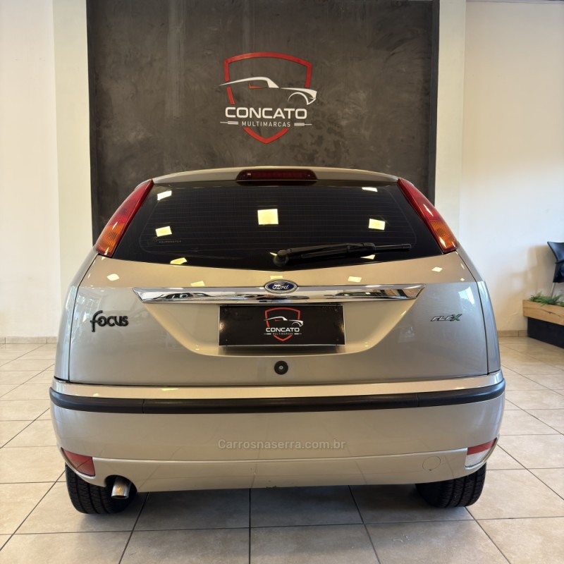 FOCUS 1.6 GLX 8V FLEX 4P MANUAL - 2009 - FARROUPILHA