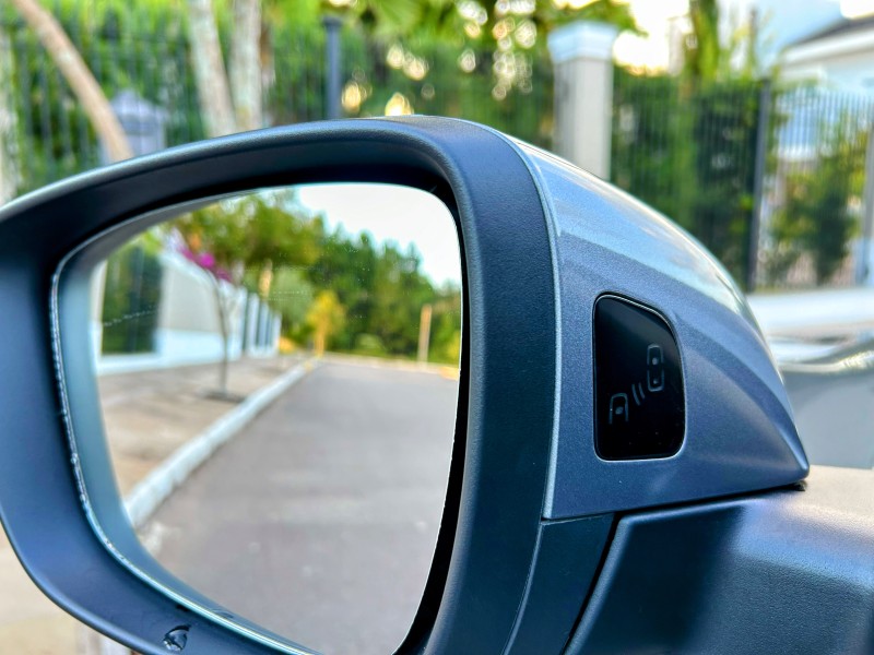 TRACKER 1.0 12V LTZ TURBO FLEX 4P AUTOMÁTICO - 2023 - BENTO GONçALVES