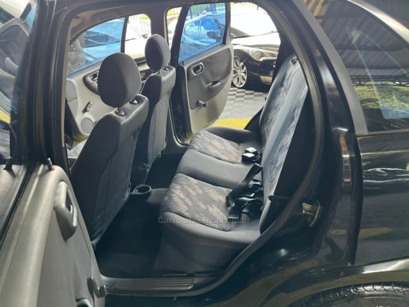 CORSA 1.0 MPFI JOY 8V GASOLINA 4P MANUAL - 2005 - CAXIAS DO SUL