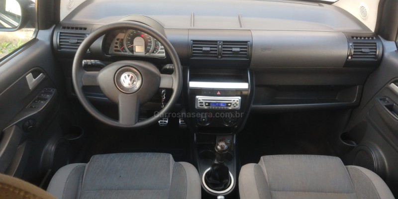 CROSSFOX 1.6 MI FLEX 8V 4P MANUAL - 2005 - SãO MARCOS