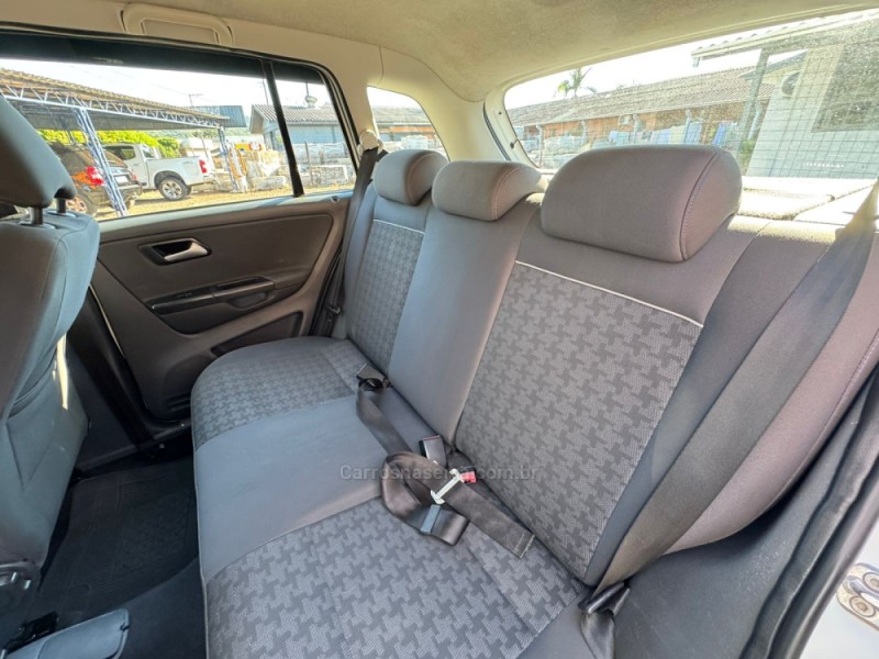 SPACEFOX 1.6 MSI COMFORTLINE 8V FLEX 4P MANUAL - 2016 - IGREJINHA