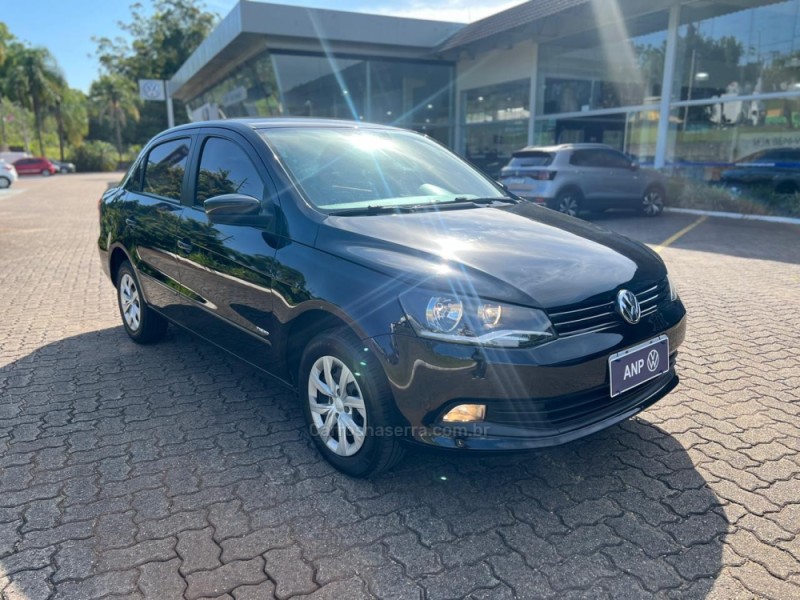 VOYAGE 1.0 MI CITY 8V FLEX 4P MANUAL - 2014 - NOVA PETRóPOLIS