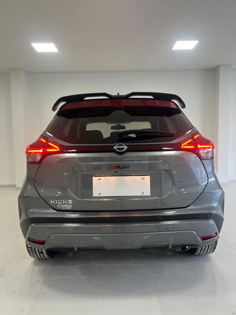 KICKS 1.6 XPLAY 16V FLEX 4P AUTOMÁTICO - 2023 - CAXIAS DO SUL
