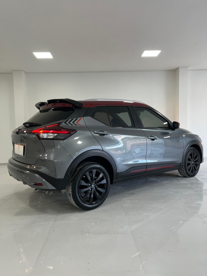 KICKS 1.6 XPLAY 16V FLEX 4P AUTOMÁTICO - 2023 - CAXIAS DO SUL