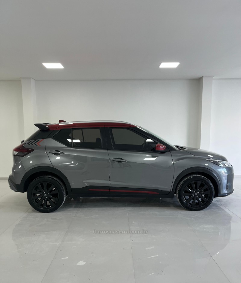 KICKS 1.6 XPLAY 16V FLEX 4P AUTOMÁTICO - 2023 - CAXIAS DO SUL