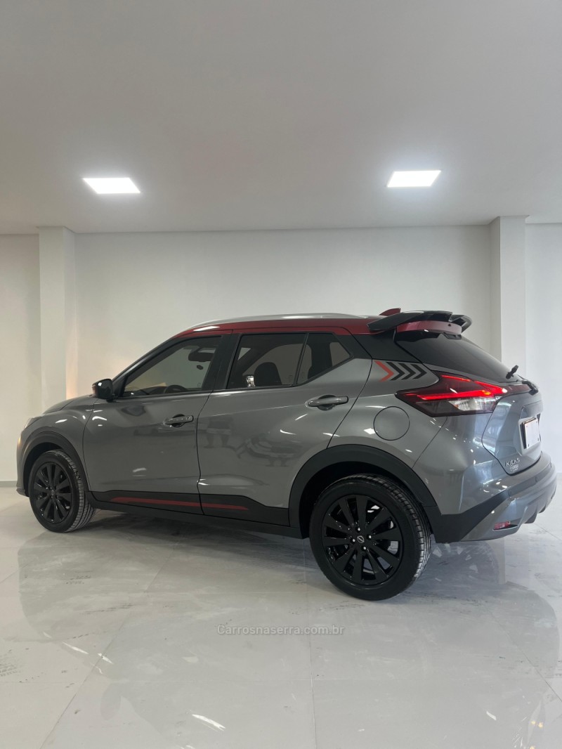 KICKS 1.6 XPLAY 16V FLEX 4P AUTOMÁTICO - 2023 - CAXIAS DO SUL
