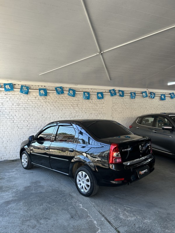 LOGAN 1.0 EXPRESSION 16V FLEX 4P MANUAL - 2011 - CAXIAS DO SUL