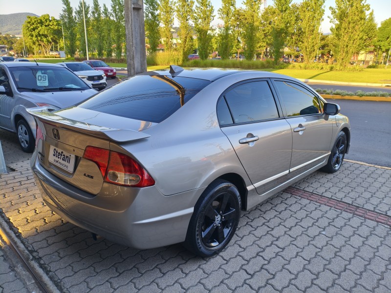 CIVIC 1.8 LXS 16V FLEX 4P MANUAL - 2008 - BOM PRINCíPIO