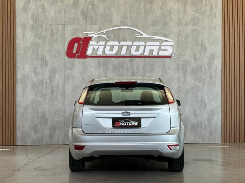 FOCUS 1.6 GLX SIGMA 16V FLEX 4P MANUAL - 2013 - NOVO HAMBURGO