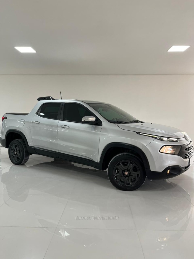 toro 1.8 16v evo flex freedom automatico 2018 caxias do sul