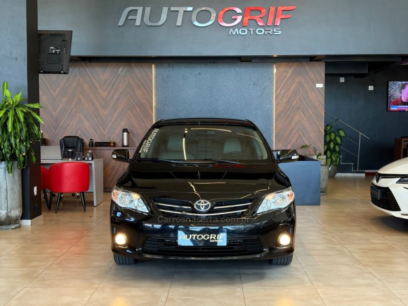 COROLLA 2.0 ALTIS 16V FLEX 4P AUTOMÁTICO - 2014 - CAMPO BOM