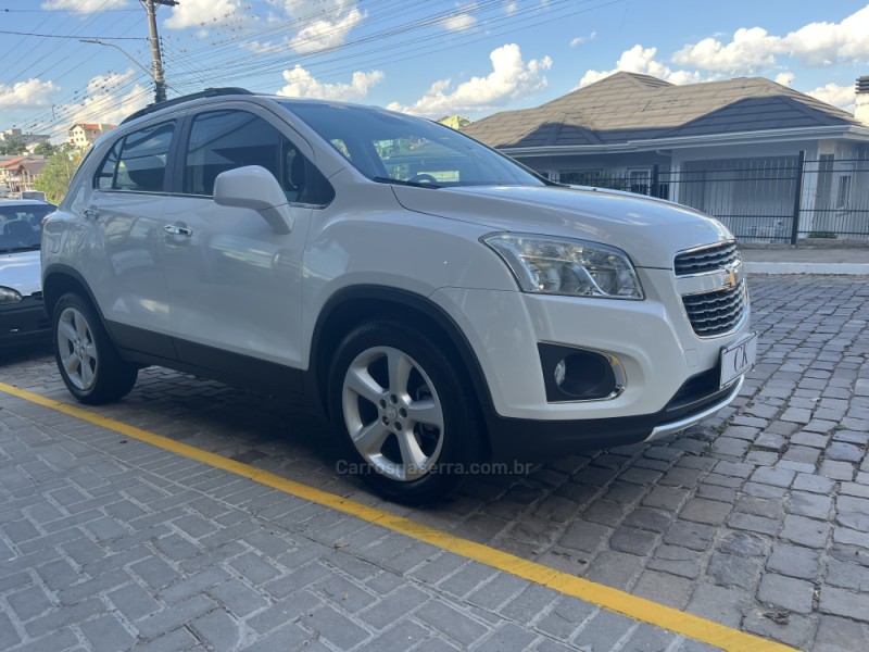 TRACKER 1.8 MPFI LTZ 4X2 16V FLEX 4P AUTOMÁTICO - 2015 - VERANóPOLIS