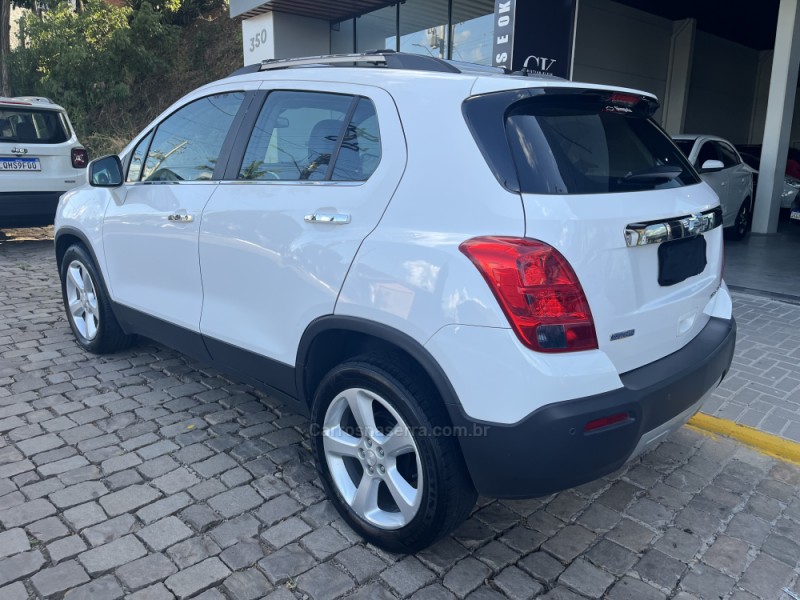 TRACKER 1.8 MPFI LTZ 4X2 16V FLEX 4P AUTOMÁTICO - 2015 - VERANóPOLIS