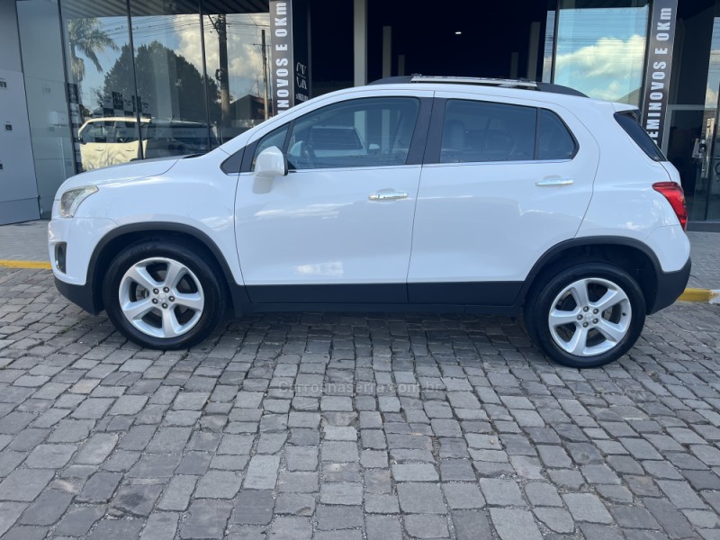 tracker 1.8 mpfi ltz 4x2 16v flex 4p automatico 2015 veranopolis