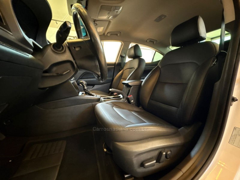 ELANTRA 2.0 GLS 16V FLEX 4P AUTOMÁTICO - 2017 - CAMPO BOM