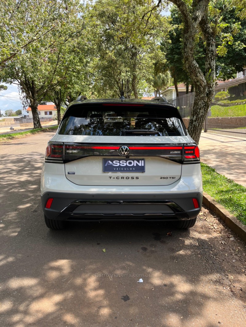 T-CROSS 1.4 HIGHLINE TSI 16V FLEX 4P AUTOMÁTICO - 2025 - ERECHIM