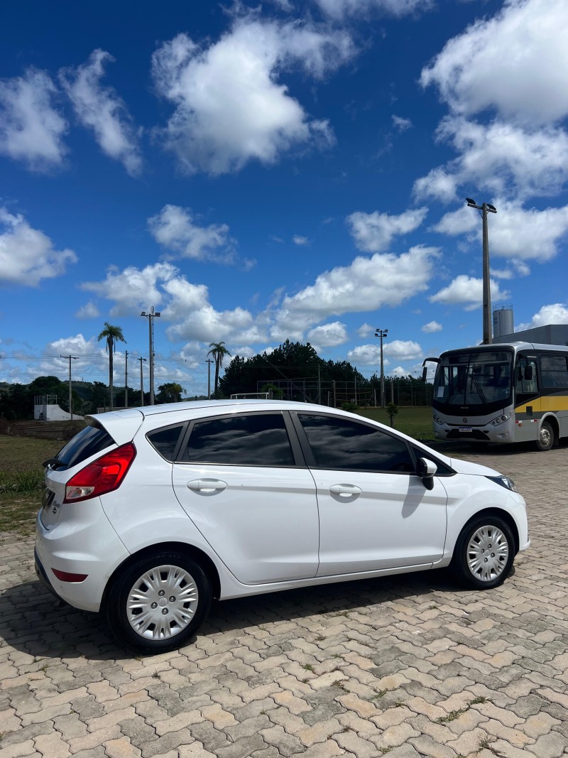 FIESTA 1.6 SE HATCH 16V FLEX 4P AUTOMÁTICO - 2018 - ANTôNIO PRADO