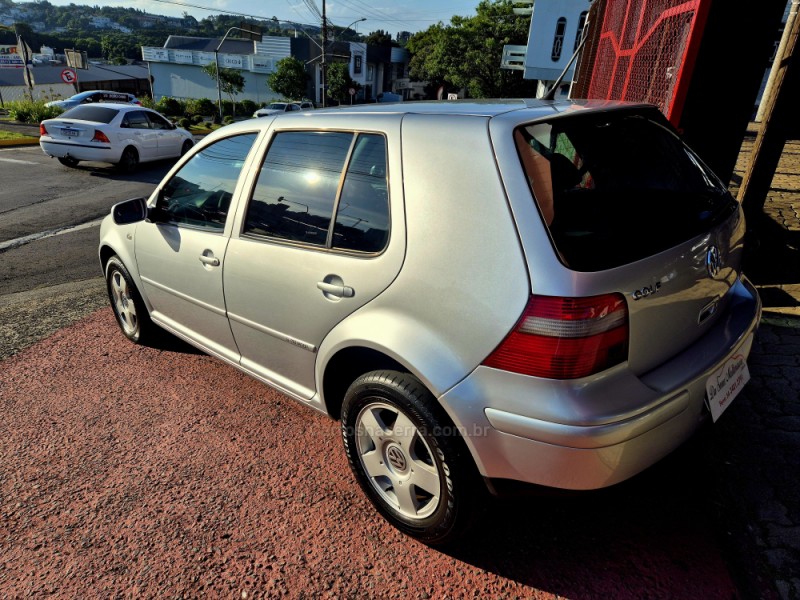 GOLF 1.6 MI GENERATION 8V GASOLINA 4P MANUAL - 2006 - FARROUPILHA