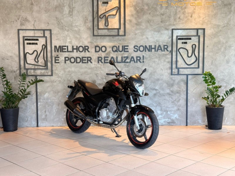 cb 300r  2010 caxias do sul