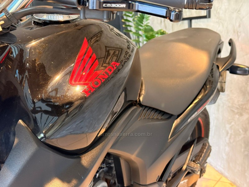 CB 300R  - 2010 - CAXIAS DO SUL