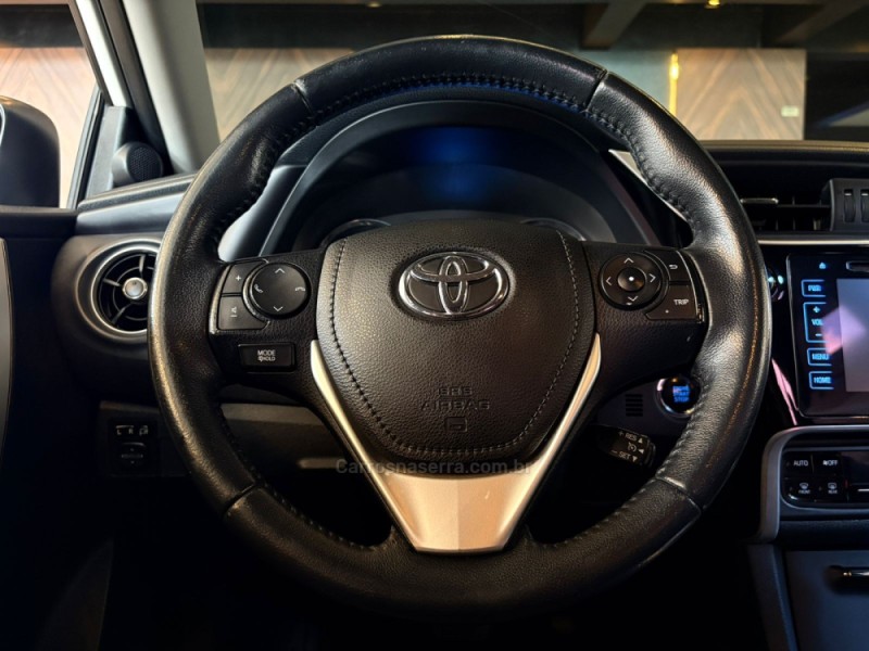 COROLLA 2.0 XEI 16V FLEX 4P AUTOMÁTICO - 2019 - CAMPO BOM