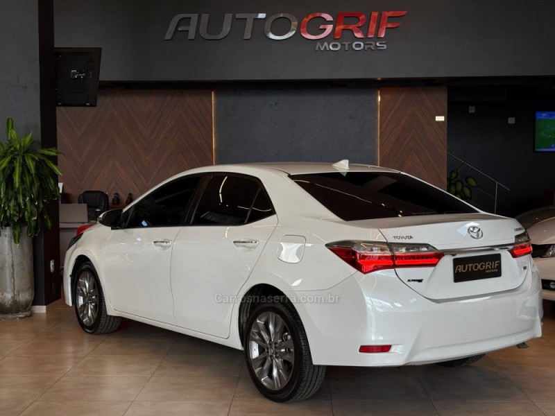 COROLLA 2.0 XEI 16V FLEX 4P AUTOMÁTICO - 2019 - CAMPO BOM