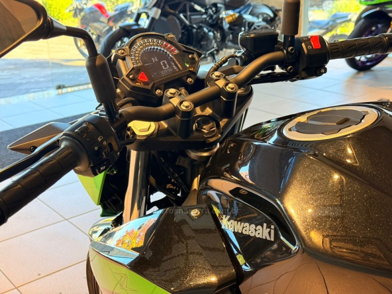 Z400  - 2022 - CAXIAS DO SUL