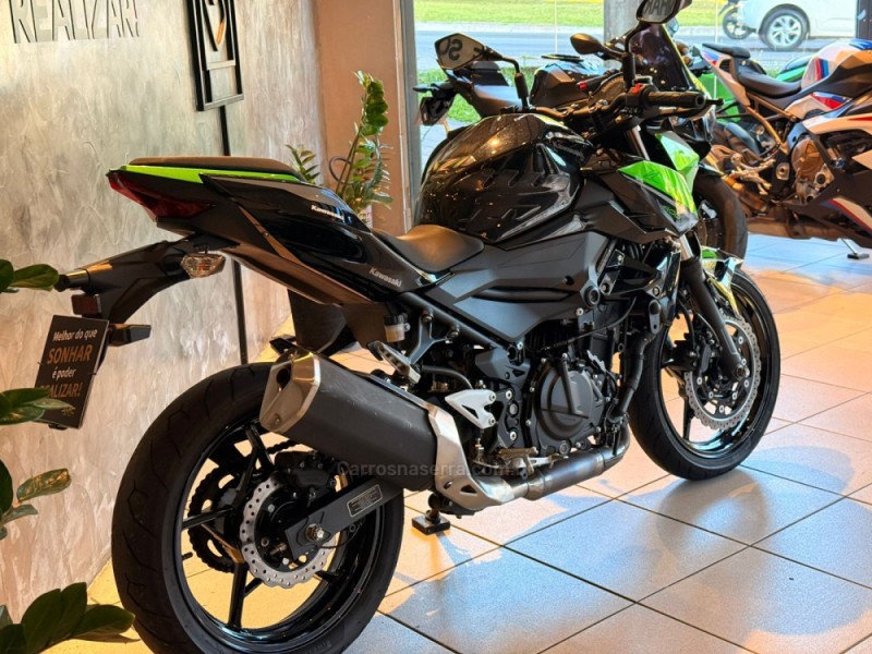 Z400  - 2022 - CAXIAS DO SUL