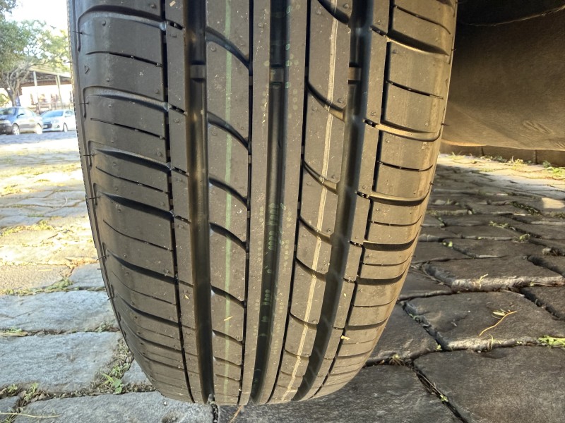 VOYAGE 1.6 MI 8V FLEX 4P MANUAL - 2015 - CAXIAS DO SUL