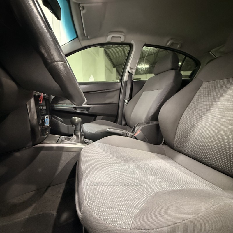 VECTRA 2.0 MPFI EXPRESSION 8V 140CV FLEX 4P MANUAL - 2008 - NOVO HAMBURGO