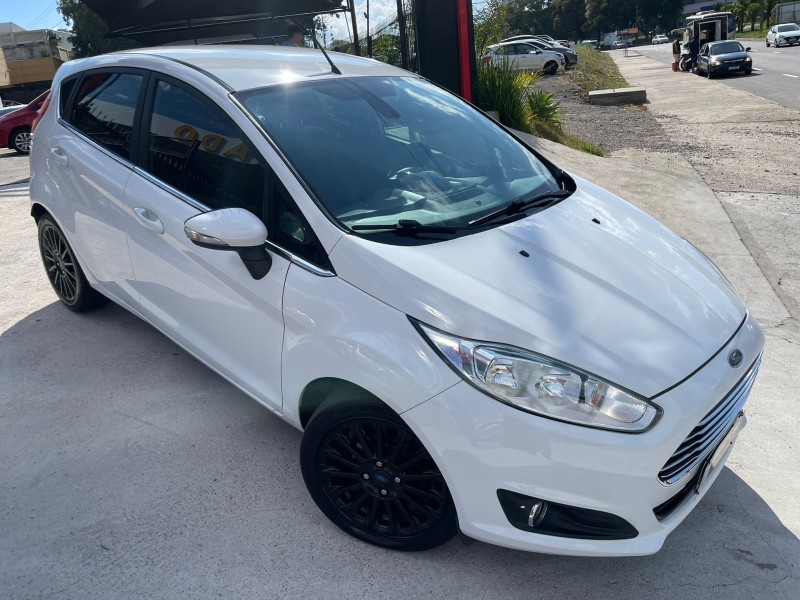 FIESTA 1.6 TITANIUM HATCH 16V FLEX 4P AUTOMÁTICO