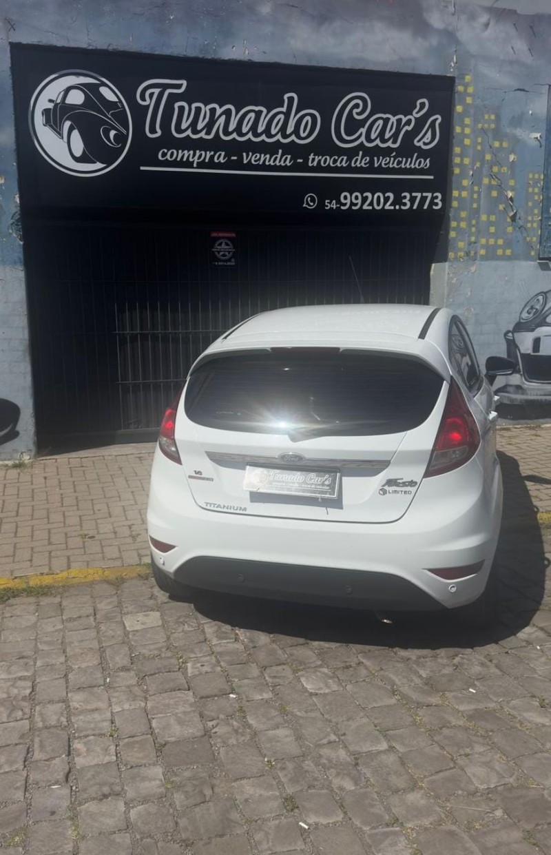 FIESTA 1.6 TITANIUM HATCH 16V FLEX 4P AUTOMÁTICO - 2015 - CAXIAS DO SUL