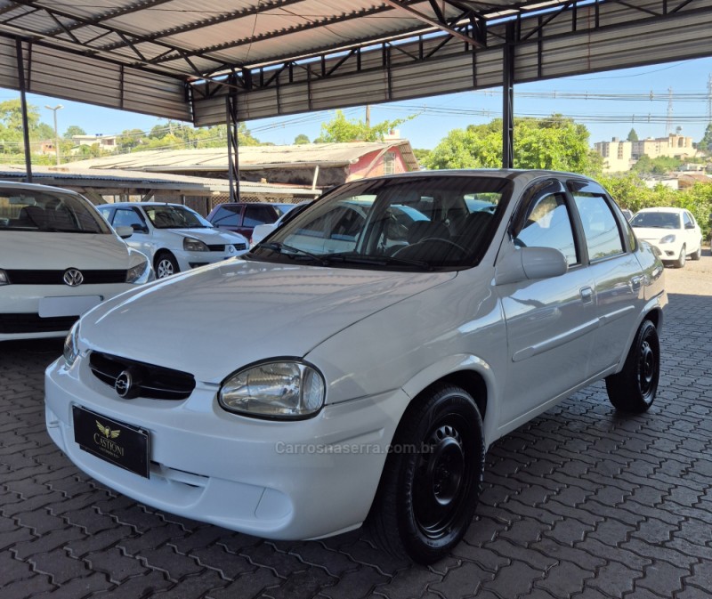 CLASSIC 1.6 MPFI LIFE 8V GASOLINA 4P MANUAL - 2007 - CAXIAS DO SUL