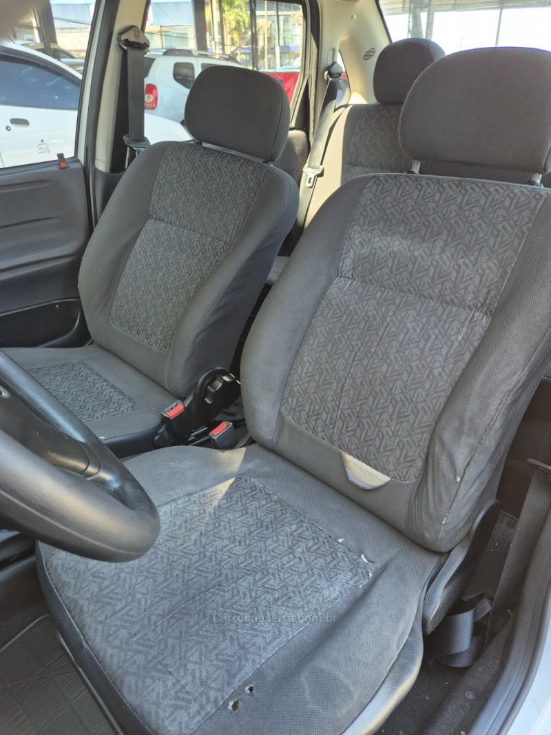 CLASSIC 1.6 MPFI LIFE 8V GASOLINA 4P MANUAL - 2007 - CAXIAS DO SUL