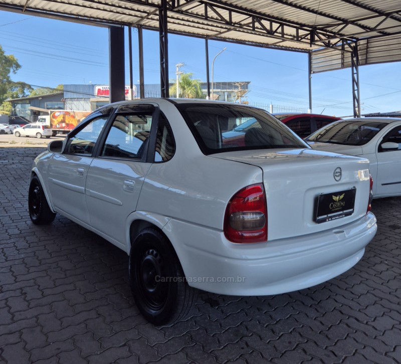 CLASSIC 1.6 MPFI LIFE 8V GASOLINA 4P MANUAL - 2007 - CAXIAS DO SUL