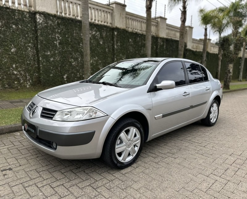 megane 2.0 dynamique sedan 16v gasolina 4p automatico 2009 caxias do sul