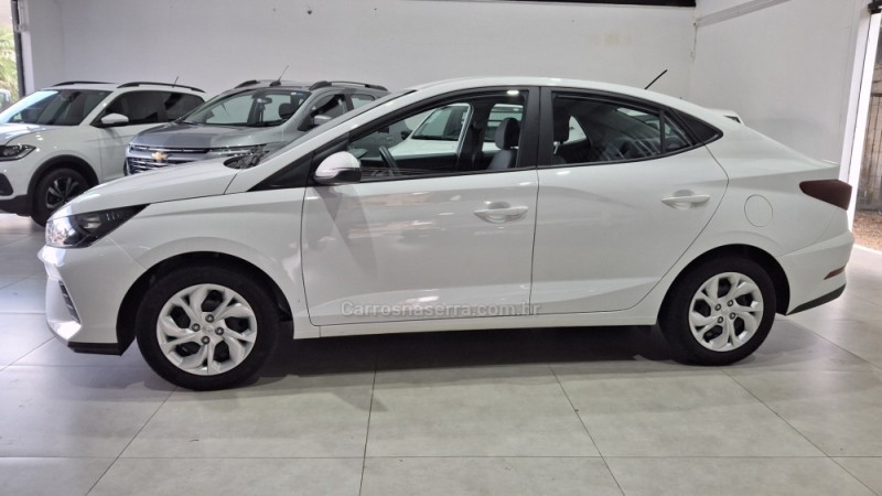 HB20S 1.0 COMFORT PLUS 12V FLEX 4P MANUAL - 2025 - GRAMADO