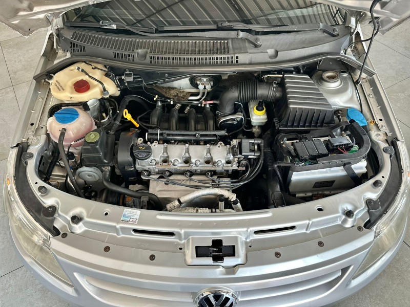 VOYAGE 1.6 MI COMFORTLINE 8V FLEX 4P MANUAL - 2010 - CAXIAS DO SUL