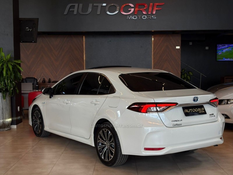 COROLLA 1.8 ALTIS PREMIUM 16V HÍBRIDO 4P AUTOMÁTICO - 2020 - CAMPO BOM