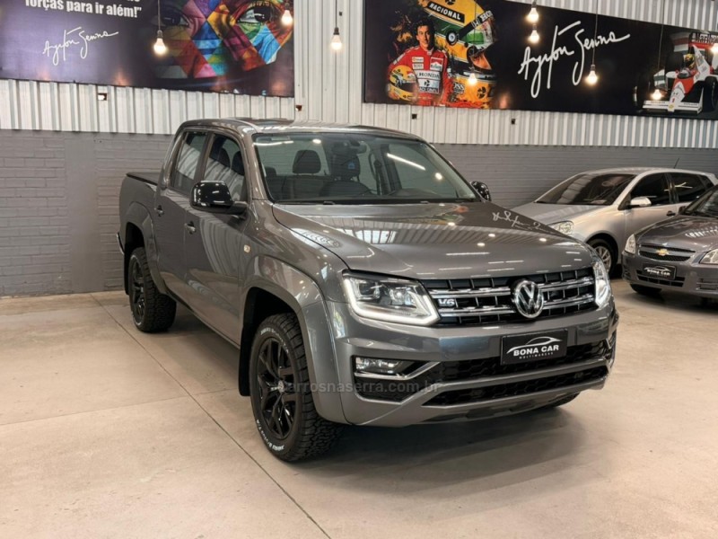 AMAROK 3.0 V6 TDI HIGHLINE CD DIESEL 4MOTION AUTOMÁTICO - 2022 - CAXIAS DO SUL