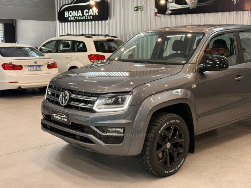 AMAROK 3.0 V6 TDI HIGHLINE CD DIESEL 4MOTION AUTOMÁTICO - 2022 - CAXIAS DO SUL